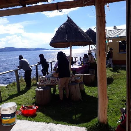 מלון Hostal Luna Del Titikaka En Isla De La Luna Bolivia מראה חיצוני תמונה