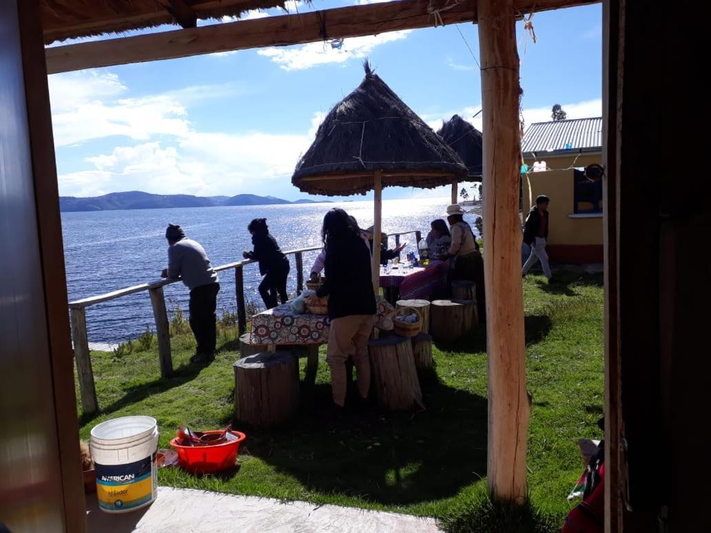 מלון Hostal Luna Del Titikaka En Isla De La Luna Bolivia מראה חיצוני תמונה